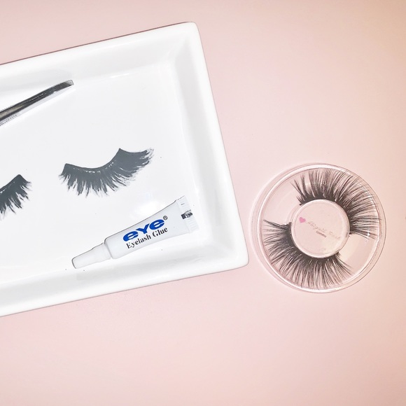 Silk Strip Lashes - Picture 1 of 1